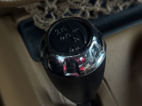 Used 2012 Jeep Wrangler Unlimited Sahara w/ Dual Top Group image 33