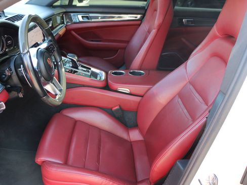 Used 2018 Porsche Panamera 4S w/ Premium Package Plus AWD/4WD image 31