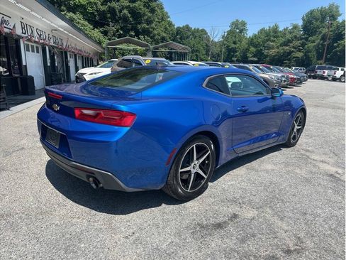 Used 2017 Chevrolet Camaro LT RWD image 6