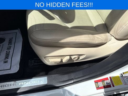 Used 2020 Toyota Highlander Limited FWD image 22