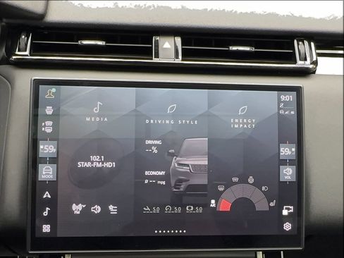 Used 2025 Land Rover Range Rover Velar Dynamic SE image 48