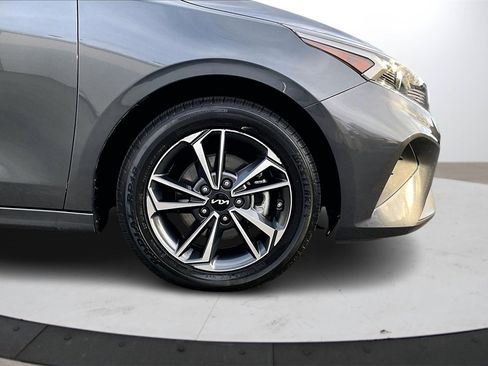 Used 2024 Kia Forte LXS image 30