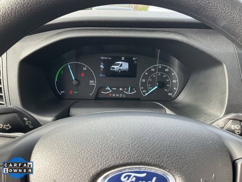 Used 2022 Ford E-Transit Medium Roof image 34