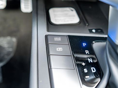 New 2026 Hyundai Elantra SEL Sport Premium FWD image 30