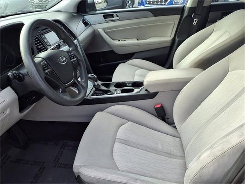 Used 2016 Hyundai Sonata SE image 11