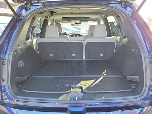Certified 2025 Honda Passport EX-L image 11