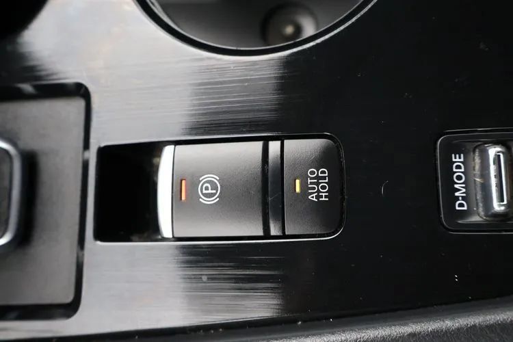 Used 2024 Nissan Rogue S FWD image 30