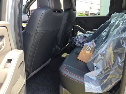 New 2026 Nissan Frontier PRO-4X w/ Pro Premium Package AWD/4WD image 5
