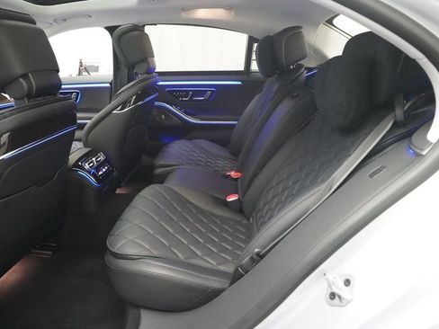 Used 2022 Mercedes-Benz S 580 4MATIC Sedan image 16