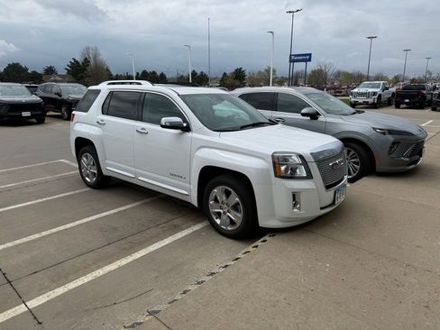 Used 2014 GMC Terrain Denali image 2