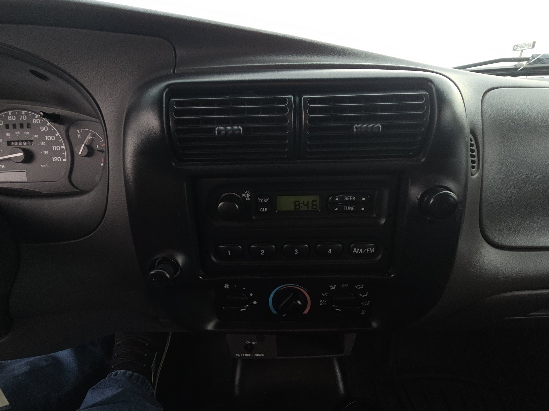 Used 2001 Ford Ranger XL RWD image 10