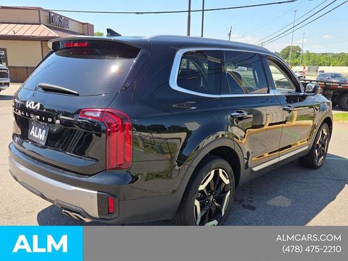 Used 2025 Kia Telluride S FWD image 16