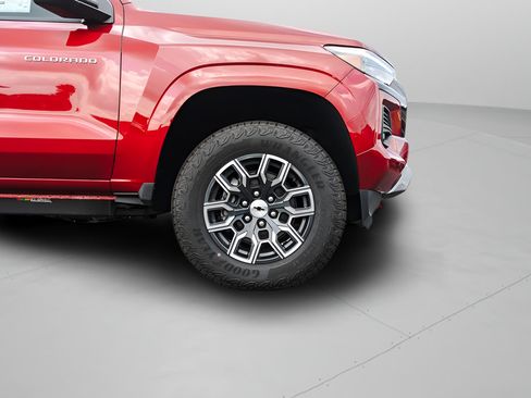 New 2026 Chevrolet Colorado Z71 w/ Z71 Convenience Package 2 AWD/4WD image 7