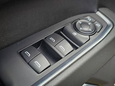 Used 2023 GMC Sierra 1500 Elevation AWD/4WD image 12