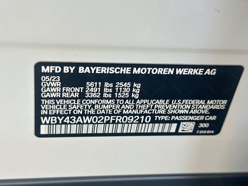 Used 2023 BMW i4 eDrive35 w/ Premium Package RWD image 39