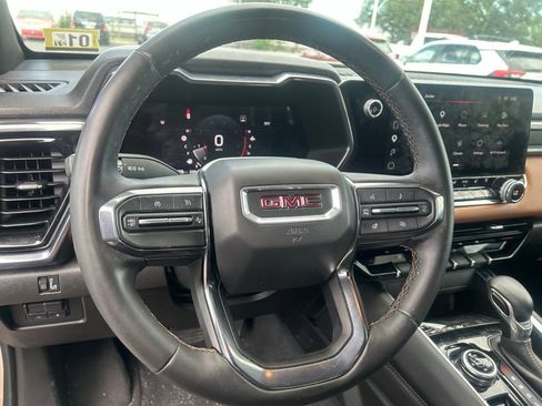 Used 2023 GMC Canyon AT4 w/ AT4 Premium Package AWD/4WD image 22