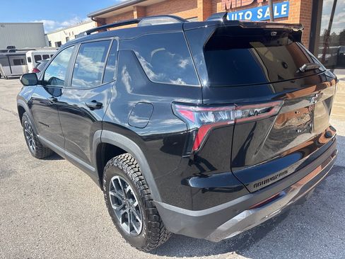 Used 2025 Chevrolet Equinox ACTIV w/ Safety and Technology Package image 11
