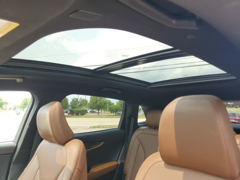 Certified 2023 Lincoln Nautilus Reserve AWD/4WD image 11