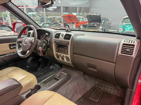 Used 2010 Chevrolet Colorado LT AWD/4WD image 14