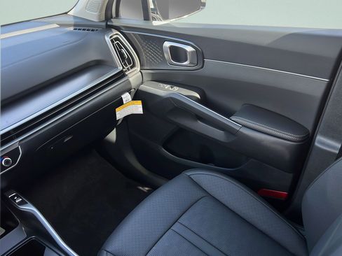 New 2026 Kia Sorento S w/ S Panoramic Sunroof Package FWD image 13