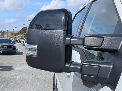 Certified 2026 Ford F250 Lariat w/ Black Appearance Package image 13