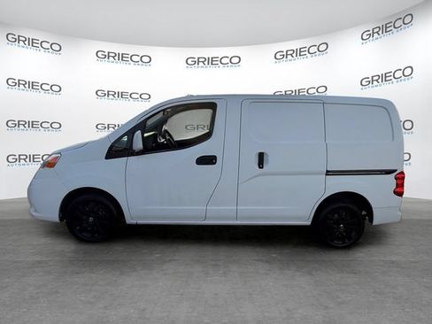 Used 2017 Nissan NV200 SV w/ Technology Package FWD image 4