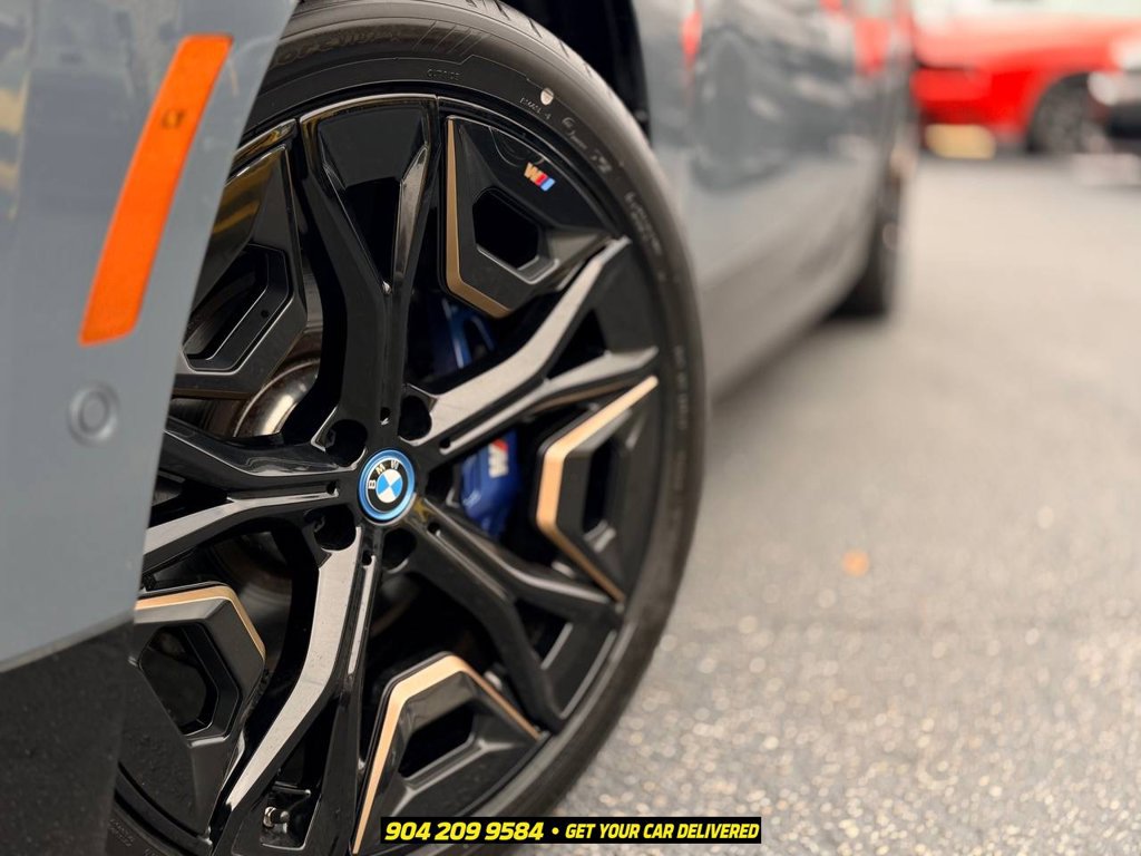 Used 2023 BMW iX M60 w/ Executive Package AWD/4WD image 8