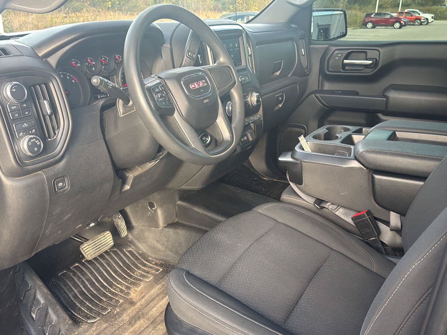 Used 2022 GMC Sierra 1500 Pro AWD/4WD image 11