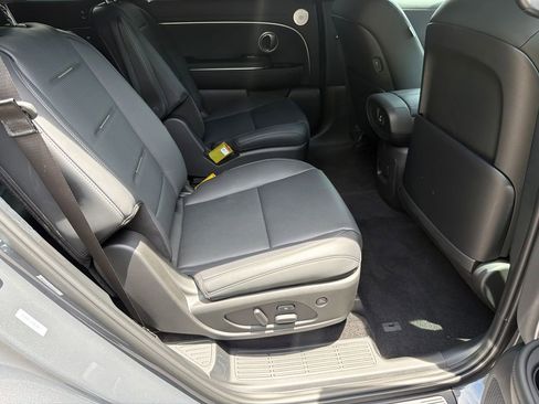 New 2026 Hyundai Palisade Calligraphy FWD image 16