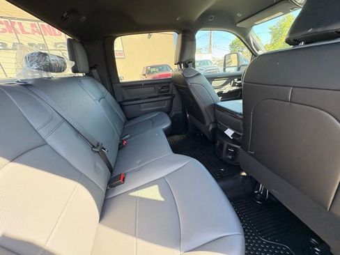 New 2025 RAM 3500 Tradesman w/ Chrome Appearance Group image 30