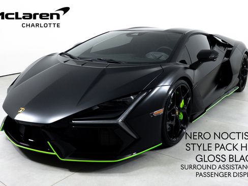 Used 2024 Lamborghini Revuelto image 1
