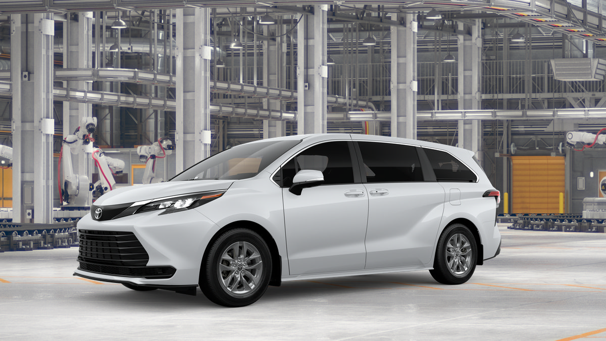 New 2026 Toyota Sienna LE AWD/4WD image 3