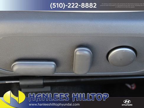 Used 2024 Hyundai Kona Limited image 14