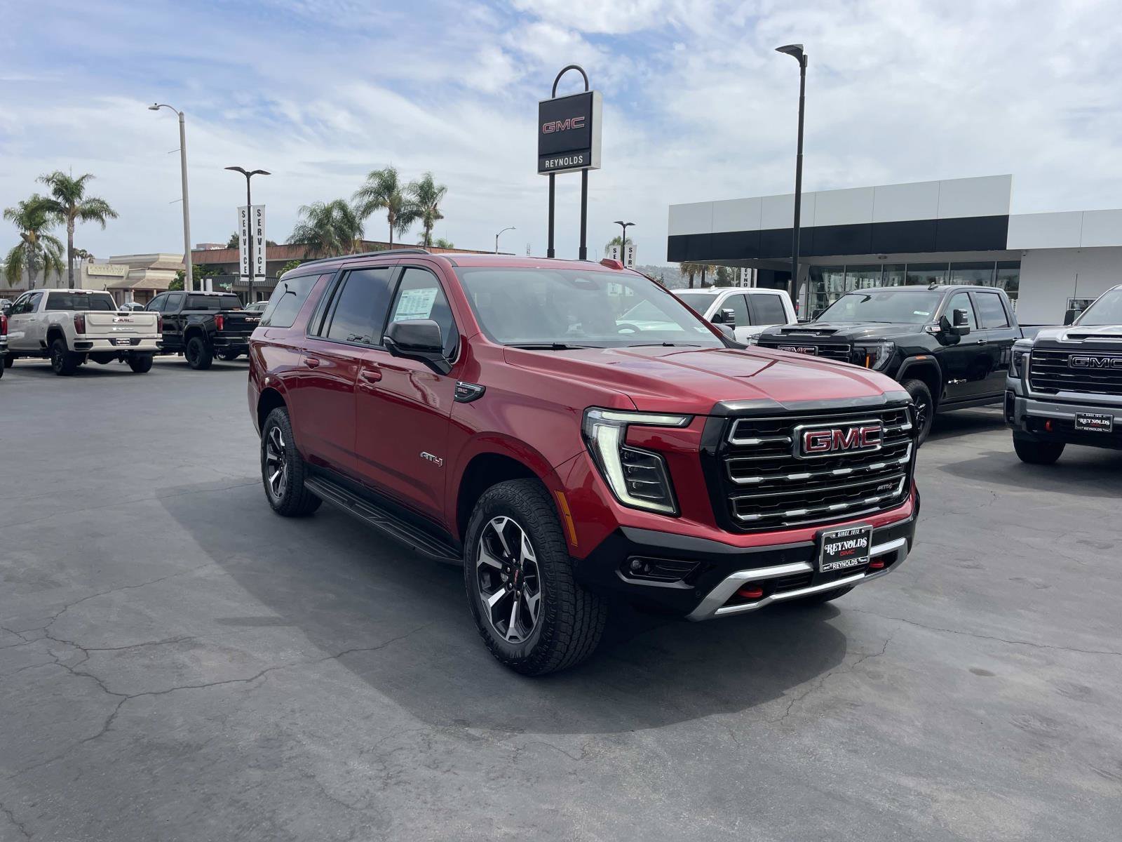 New 2026 GMC Yukon XL AT4 AWD/4WD image 3