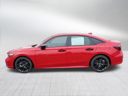 Used 2025 Honda Civic Sport image 4