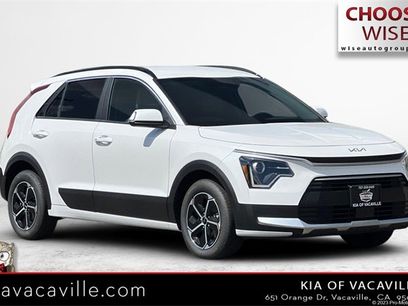 New 2025 Kia Niro EX