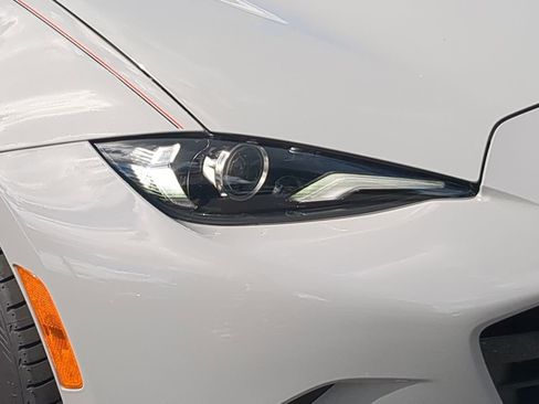 New 2025 MAZDA MX-5 Miata RF Club image 12