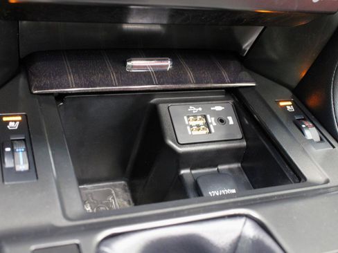 Used 2022 Lexus GX 460 Premium w/ Accessory Package AWD/4WD image 63
