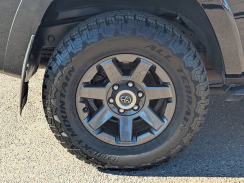 Used 2022 Toyota 4Runner Trail Special Edition image 10