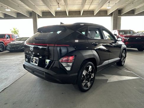 Used 2025 Hyundai Kona SEL FWD image 5