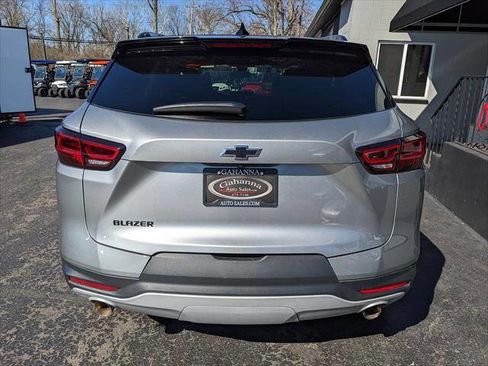 Used 2023 Chevrolet Blazer LT w/ Midnight/Sport Edition image 4