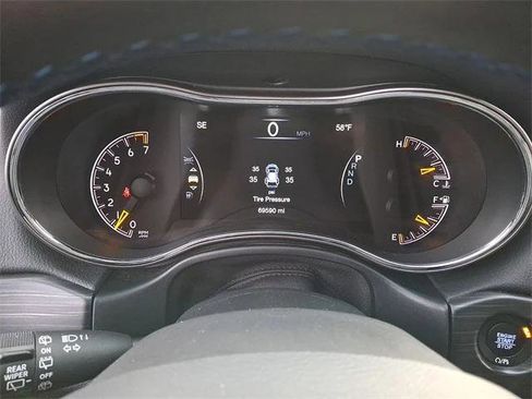 Certified 2019 Jeep Grand Cherokee Laredo image 20