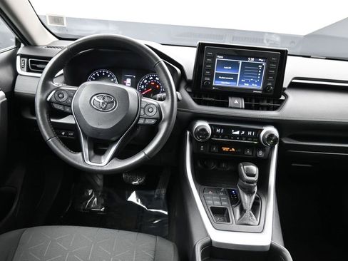 Certified 2021 Toyota RAV4 XLE image 19