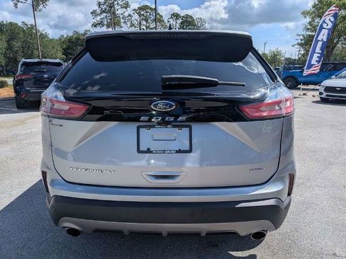 Certified 2022 Ford Edge Titanium AWD/4WD image 4