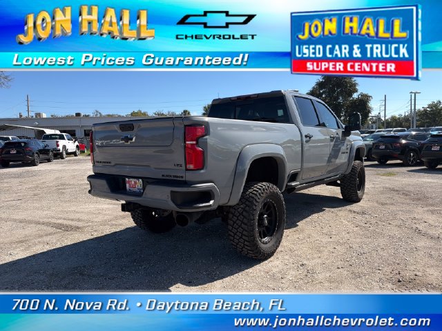 Used 2024 Chevrolet Silverado 2500 LTZ w/ LTZ Plus Package AWD/4WD image 10