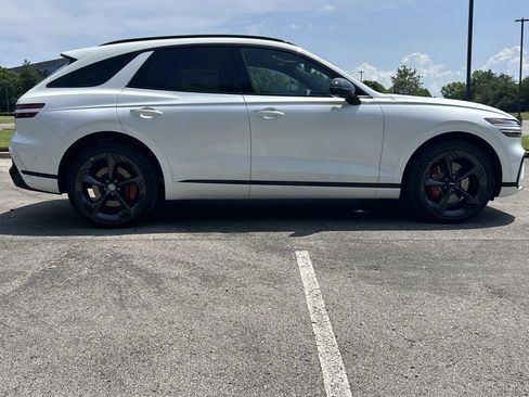 New 2027 Genesis GV70 3.5T Prestige AWD/4WD image 8