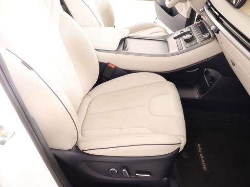 Used 2023 Hyundai Palisade Limited FWD image 15