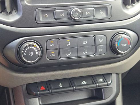Used 2019 Chevrolet Colorado W/T w/ WT Convenience Package AWD/4WD image 28