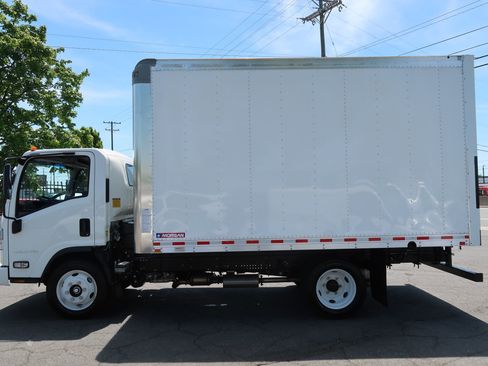 Used 2025 Chevrolet Low Cab Forward RWD image 7