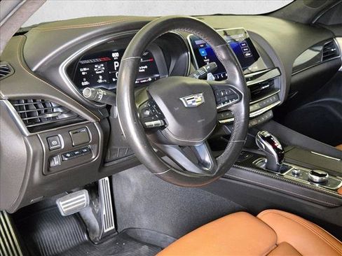 Used 2023 Cadillac CT5 V w/ Platinum Package RWD image 9